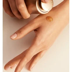 Clarins Serum><noscript><img width=