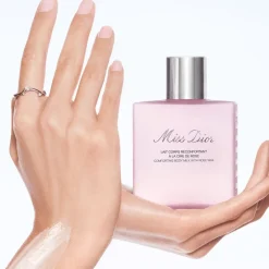 DIOR Parfums Floraux><noscript><img width=