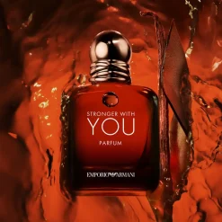 Armani Parfums Épicés><noscript><img width=