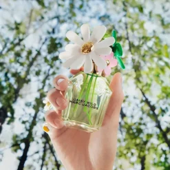 Marc Jacobs Parfums Frais|Parfums Floraux><noscript><img width=