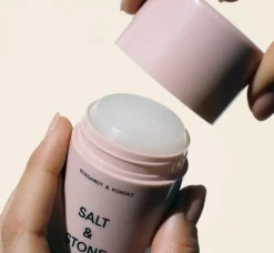 Salt & Stone Déodorant><noscript><img width=